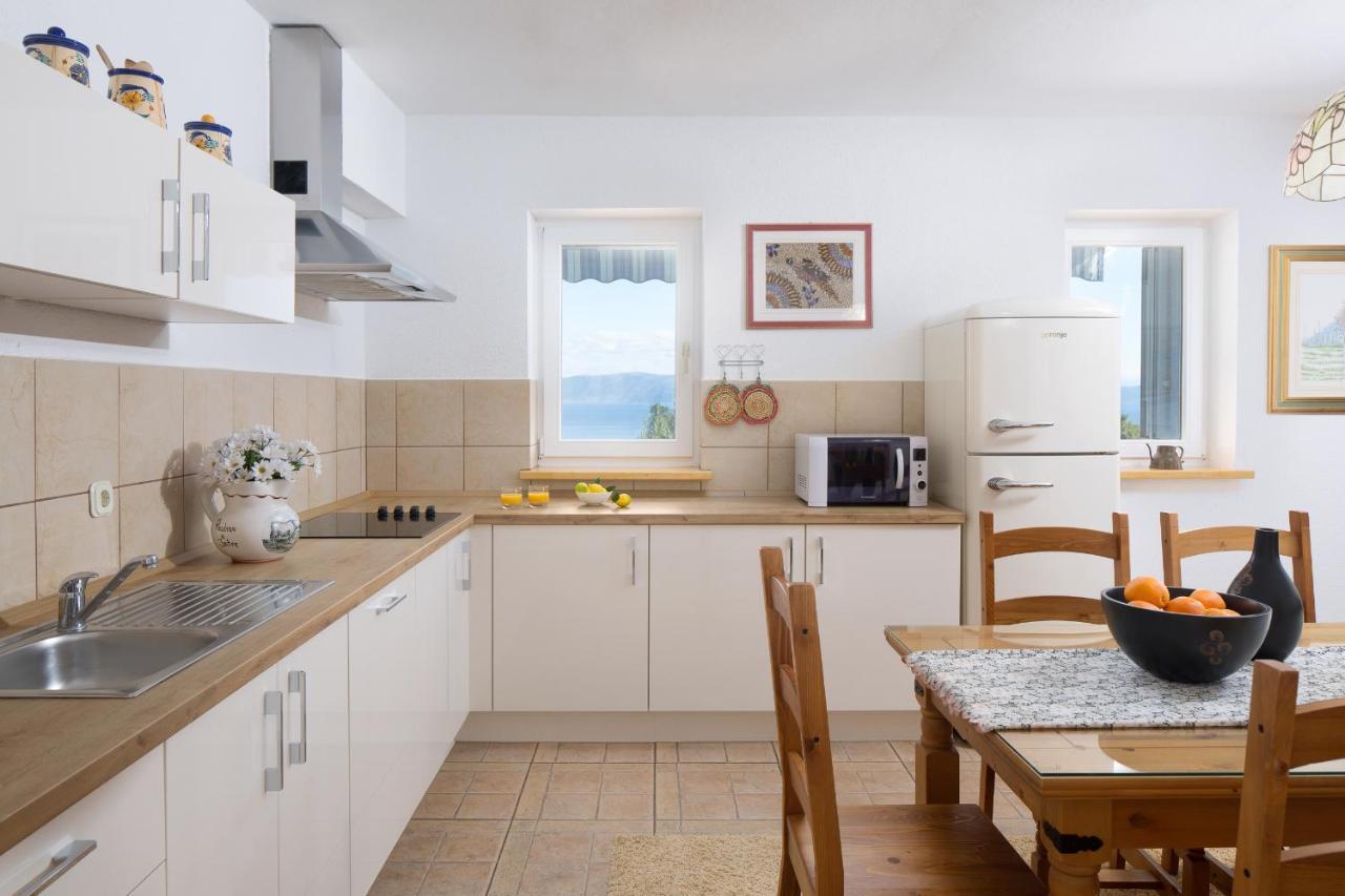 Villa Bella Vista - Apartments Labin  Eksteriør bilde